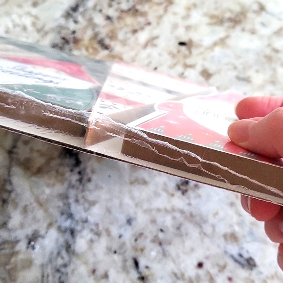 Gnome for the Holidays Christmas Decor - Picture 5 of 7